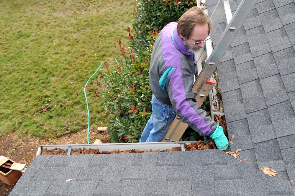 How Frequently Should You Schedule a Gutter Cleaning Service