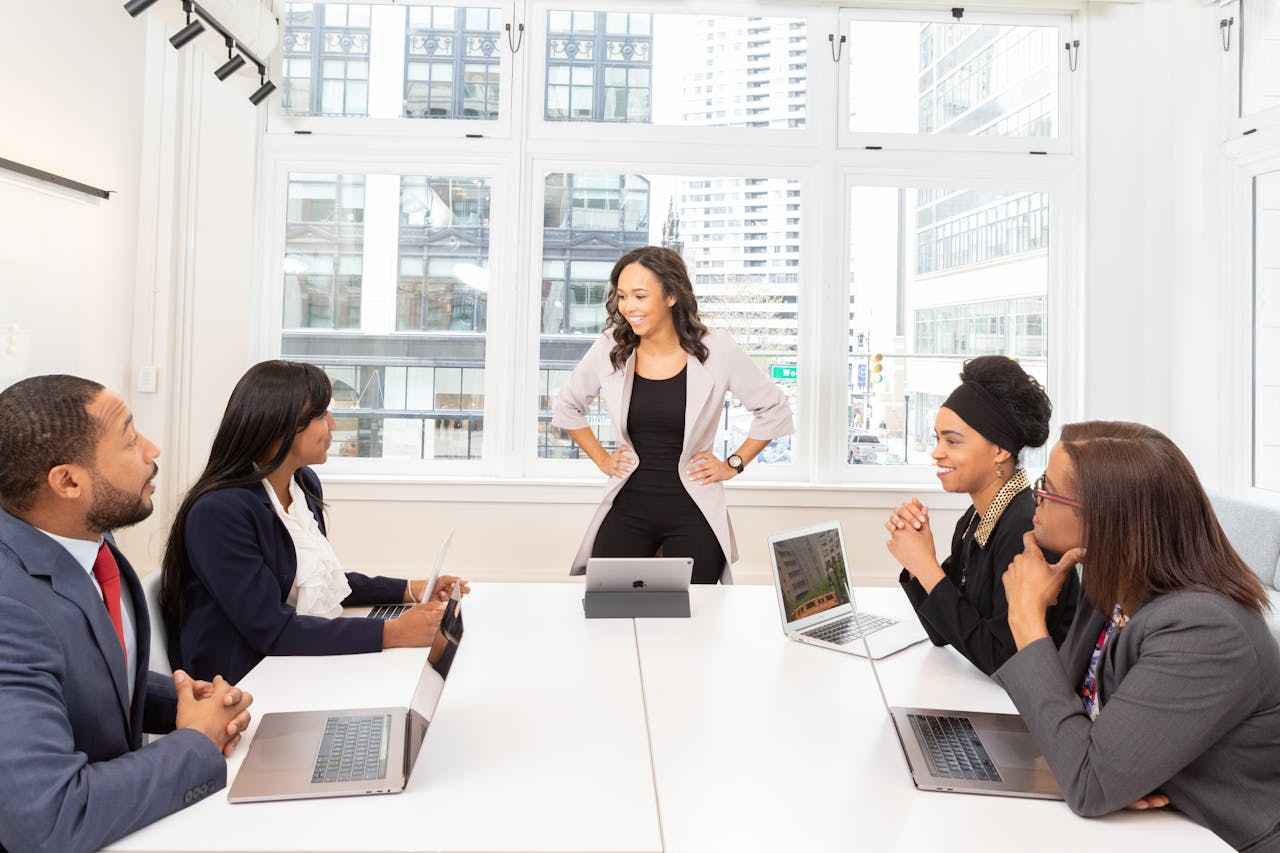 How Online Graduate Programs Prepare You for Leadership Roles