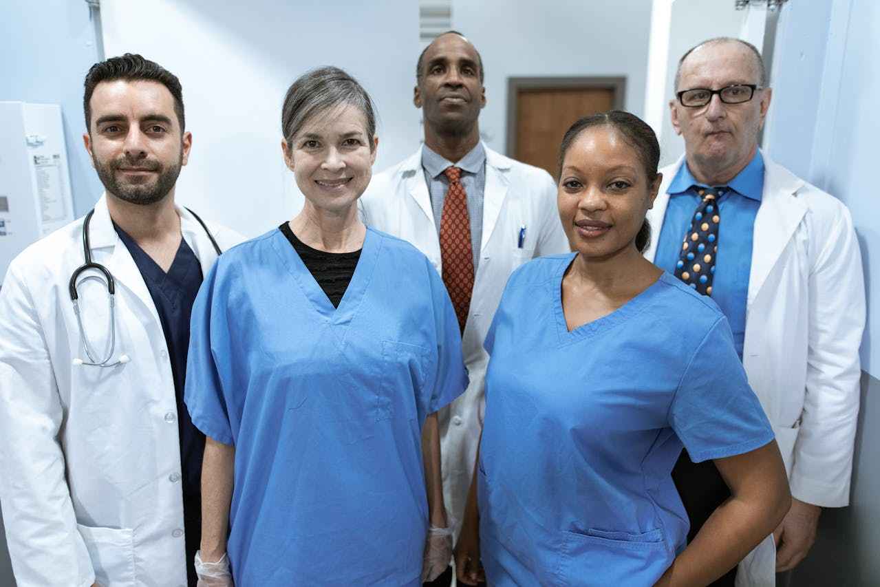 The Benefits of Earning an Advanced Nursing Degree Online